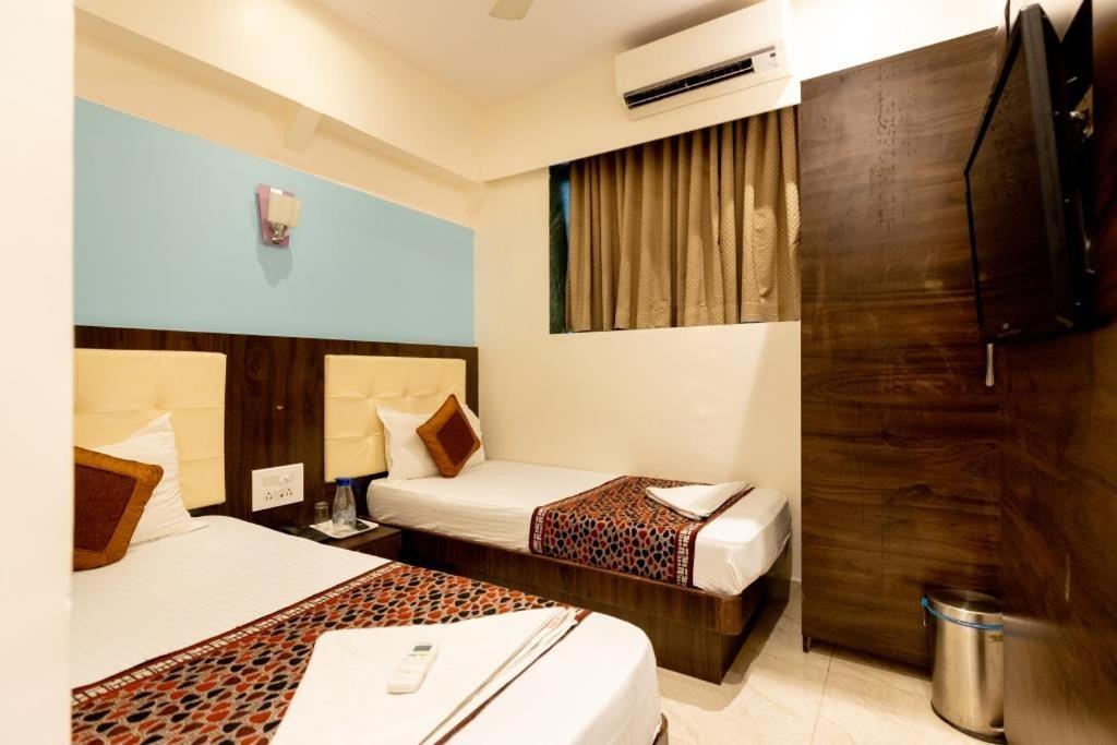 Hotel A. K. International - Fort Mumbai Exterior foto